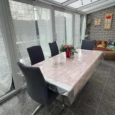 Moeblierte 2 Einzelzimmer *