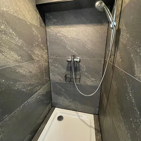 Moeblierte 2 Einzelzimmer * Hunxe