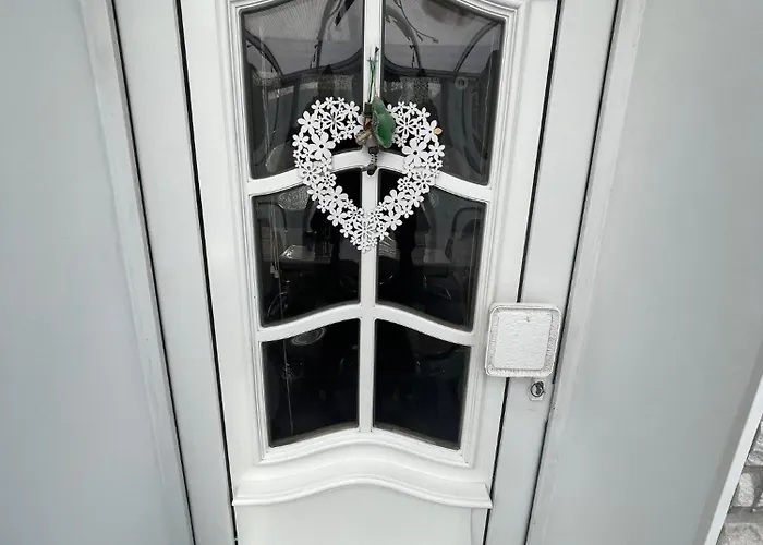 Möblierte 2 Einzelzimmer Apartment