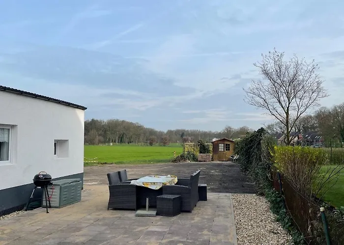 Möblierte 2 Einzelzimmer Apartment *